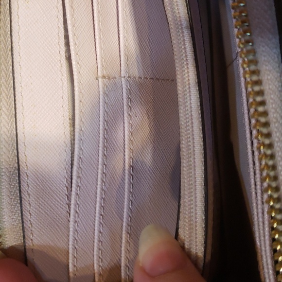 Michael Kors Wallet - Picture 6 of 11